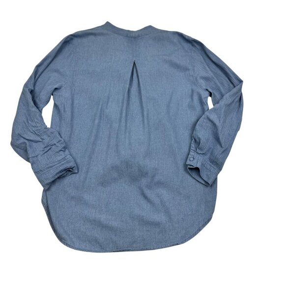 Hayden Soft Chambray Textured 100% Cotton V-Neck Top Women's Size Small - Picture 2 of 6